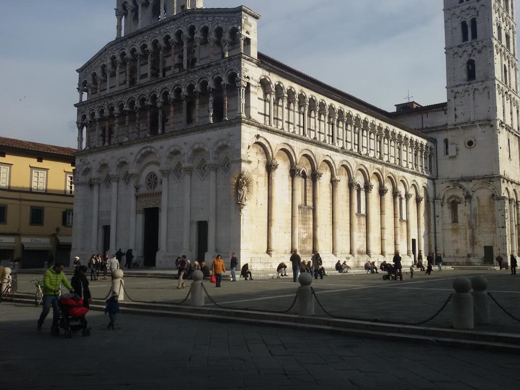 Appartamento Puccini Lucca Bagian luar foto